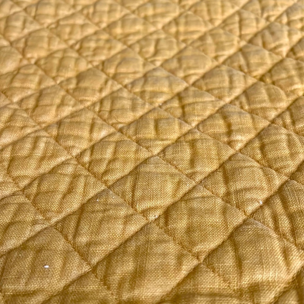 NWOT King Bed Quilt